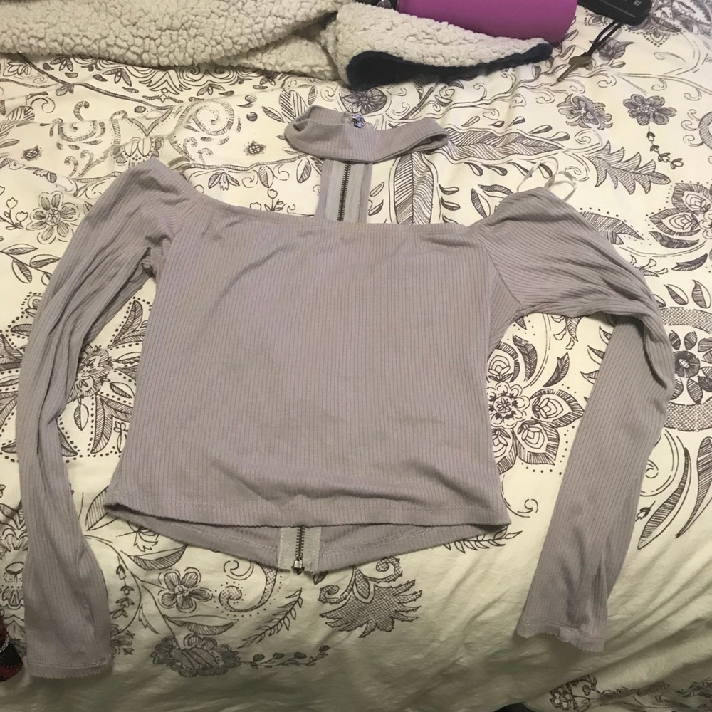 LF purple crop with attached Choker
